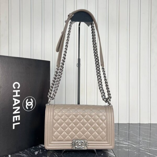Chanel CH-5061